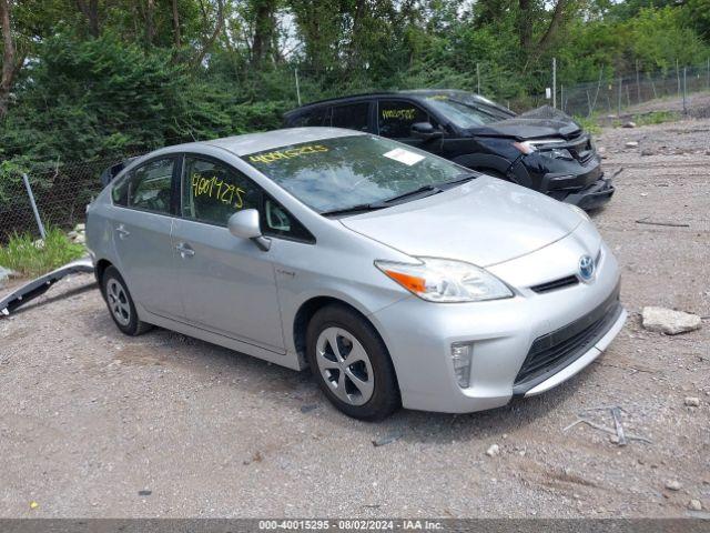  Salvage Toyota Prius