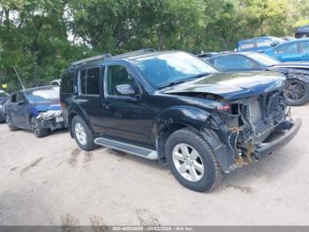  Salvage Nissan Pathfinder