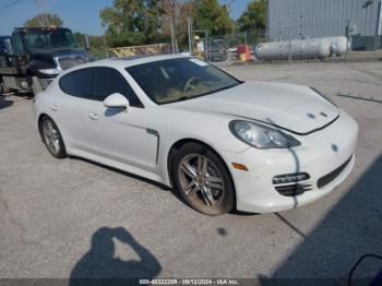  Salvage Porsche Panamera