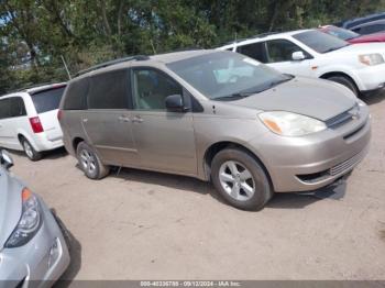  Salvage Toyota Sienna