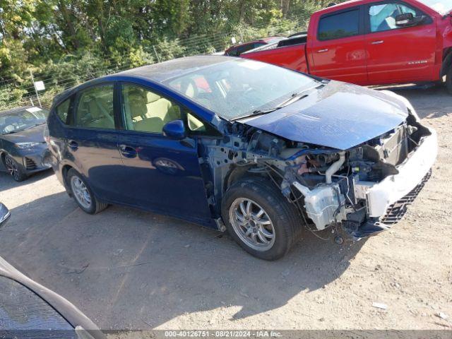  Salvage Toyota Prius v