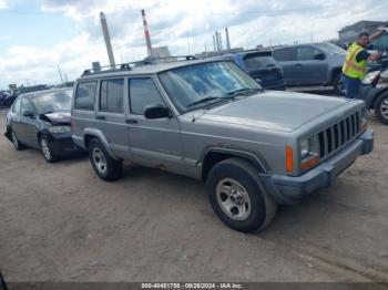  Salvage Jeep Cherokee