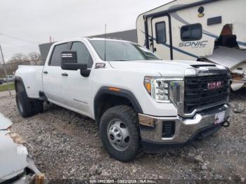  Salvage General Motors Sierra 3500HD