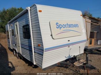  Salvage Kz Sport Trailer