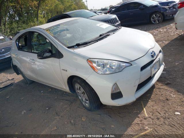  Salvage Toyota Prius c