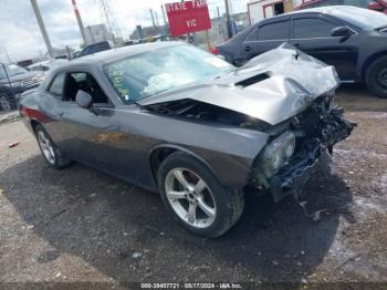  Salvage Dodge Challenger