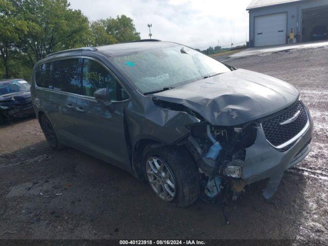  Salvage Chrysler Pacifica