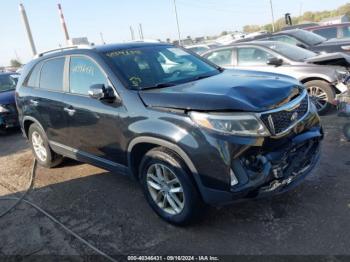  Salvage Kia Sorento