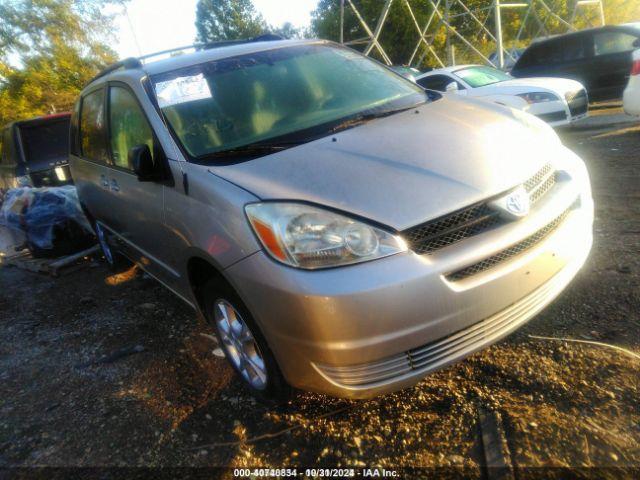  Salvage Toyota Sienna