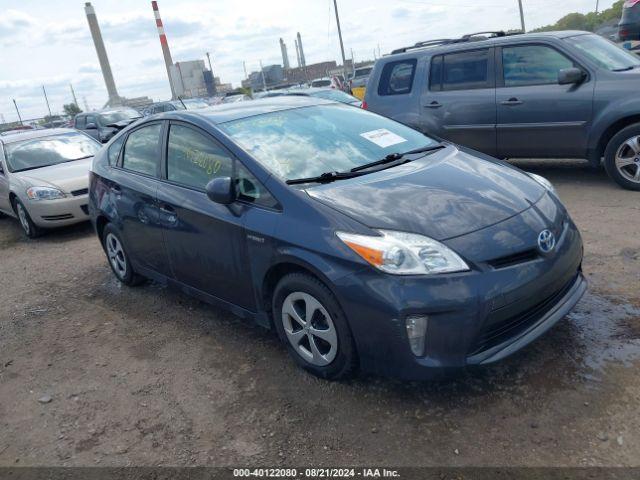  Salvage Toyota Prius