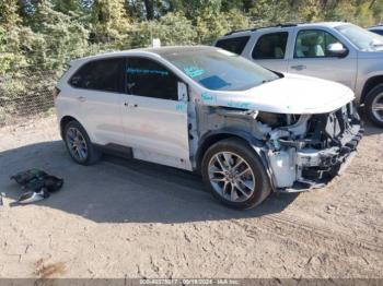  Salvage Ford Edge