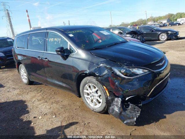  Salvage Chrysler Pacifica