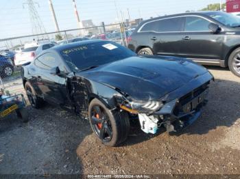  Salvage Ford Mustang