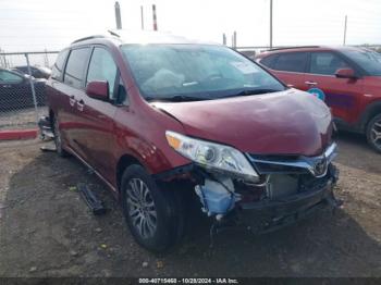  Salvage Toyota Sienna