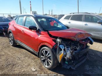  Salvage Nissan Kicks