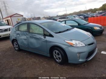  Salvage Toyota Prius