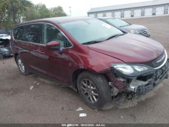  Salvage Chrysler Pacifica