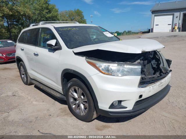  Salvage Toyota Highlander