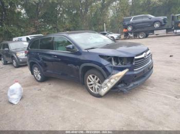  Salvage Toyota Highlander