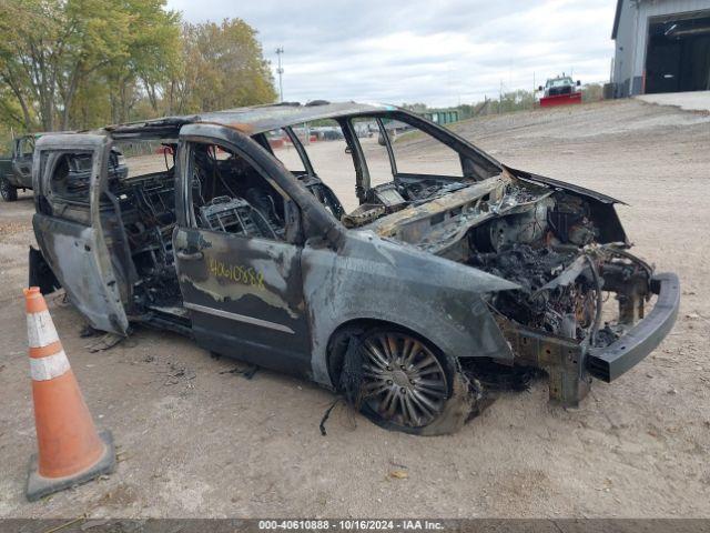  Salvage Chrysler Town & Country