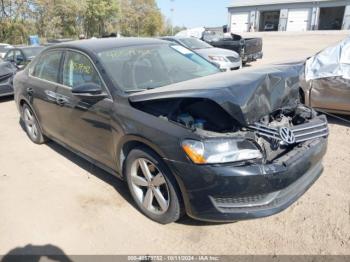  Salvage Volkswagen Passat