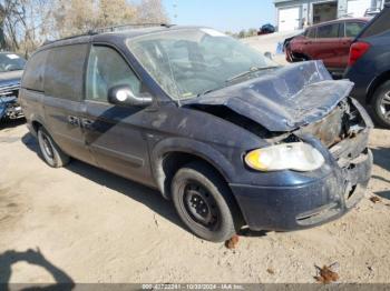  Salvage Chrysler Town & Country