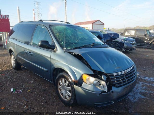  Salvage Chrysler Town & Country