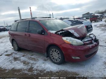  Salvage Toyota Sienna