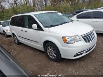  Salvage Chrysler Town & Country