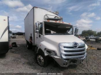  Salvage Hino 258 268