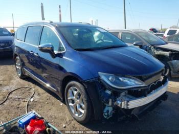  Salvage Chrysler Pacifica