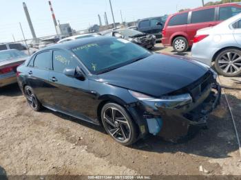  Salvage Hyundai ELANTRA