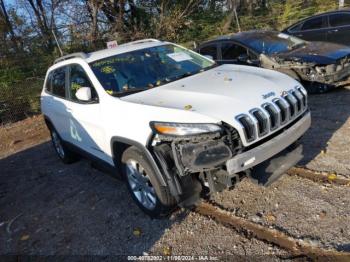  Salvage Jeep Cherokee