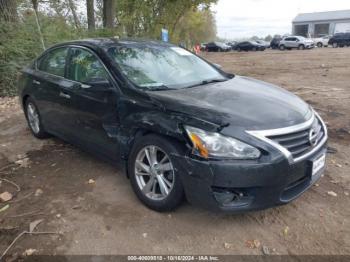  Salvage Nissan Altima