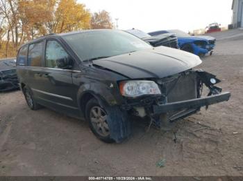  Salvage Chrysler Town & Country