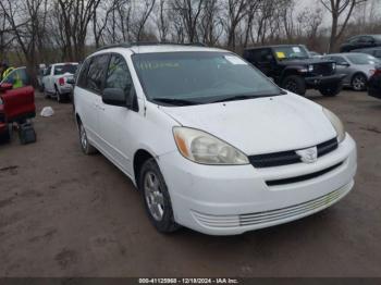  Salvage Toyota Sienna