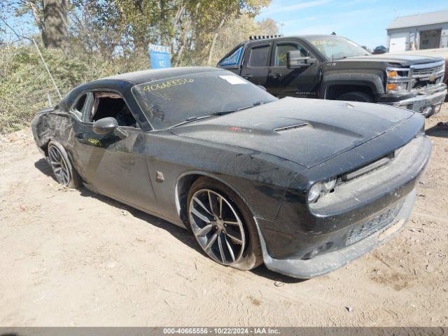  Salvage Dodge Challenger