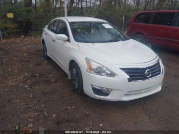  Salvage Nissan Altima