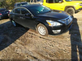  Salvage Nissan Altima