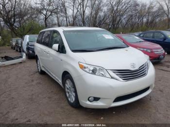  Salvage Toyota Sienna