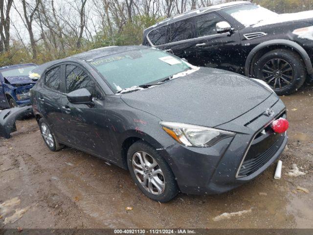  Salvage Toyota Yaris