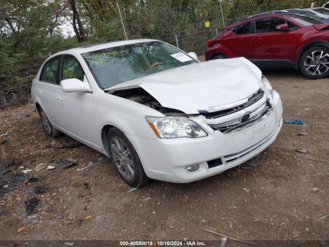  Salvage Toyota Avalon