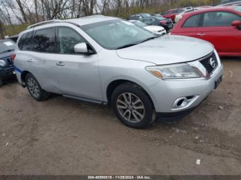  Salvage Nissan Pathfinder