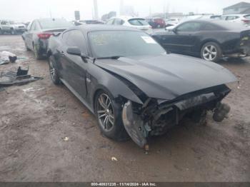  Salvage Ford Mustang