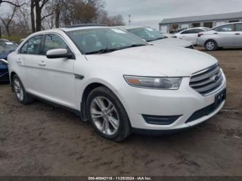  Salvage Ford Taurus