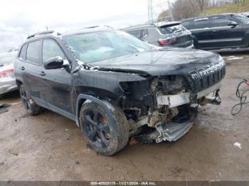  Salvage Jeep Cherokee