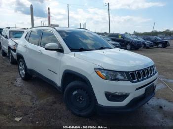  Salvage Jeep Compass