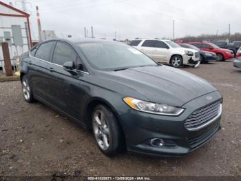  Salvage Ford Fusion