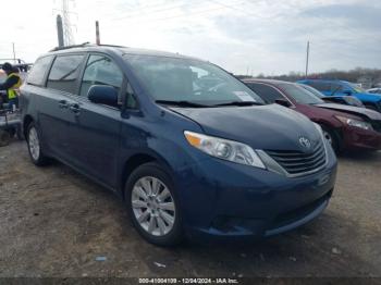  Salvage Toyota Sienna