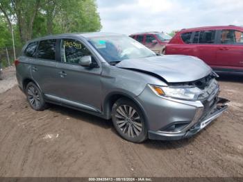  Salvage Mitsubishi Outlander